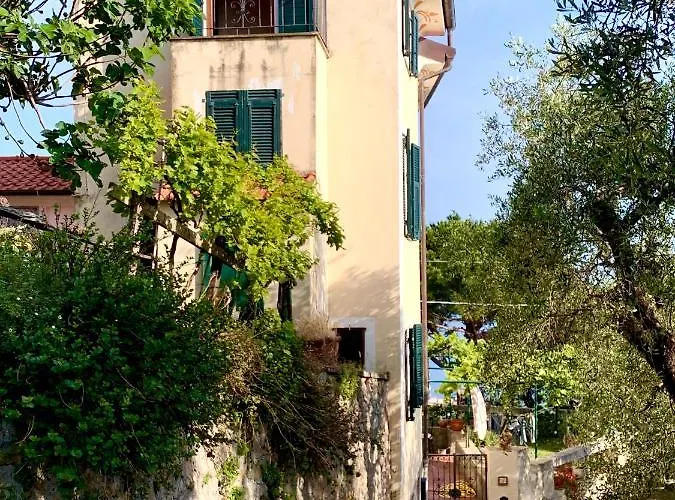 Casa Mojn Ferienhaus Lerici