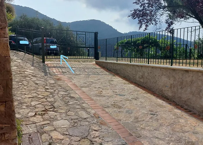 Casa Mojn 別荘 レーリチ