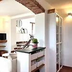 Casa Mojn Tatil Evi Lerici