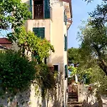 Casa Mojn Tatil Evi Lerici