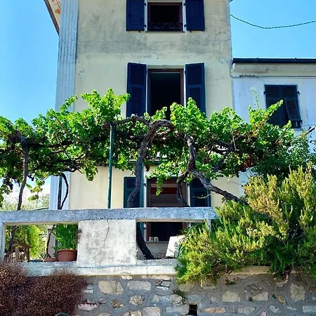 Casa Mojn Lerici